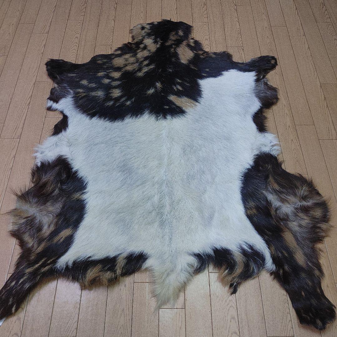カウヘアー　カウラグ 天然牛革 新品 インテリア