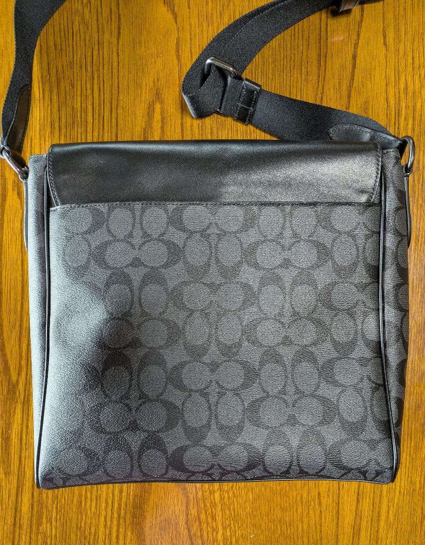 v*5様 COACH HDVOD ブラック ショルダーバッグ