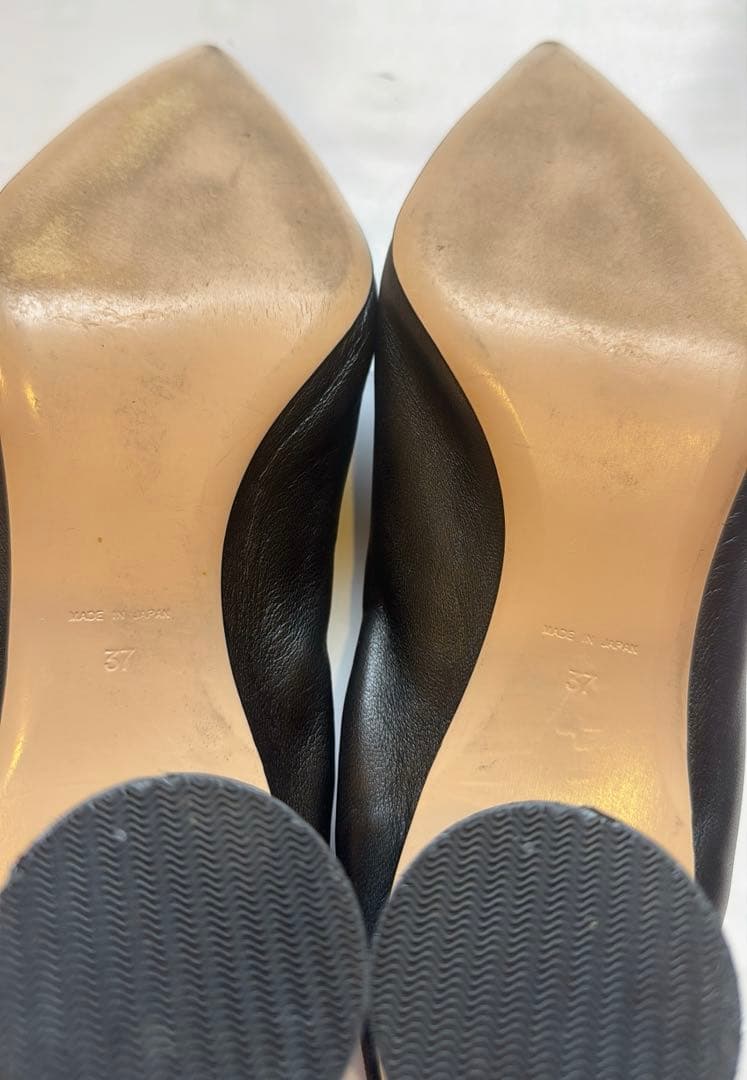 美品　PIPPICHIC ブラック レザーパンプス　37サイズ