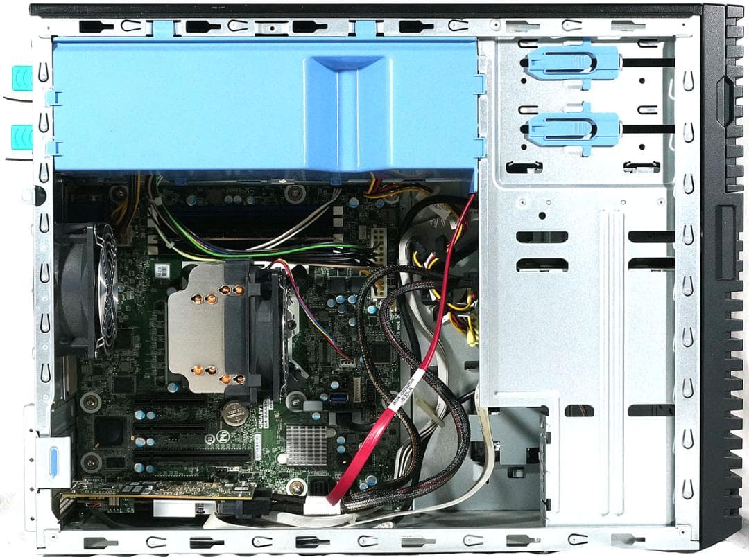 日立タワー型サーバー WindowsServer2016 Standard認証済