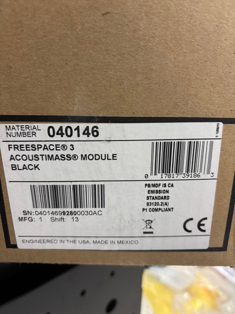 BoseFreeSpace3Series Acoustimassベースモジュール