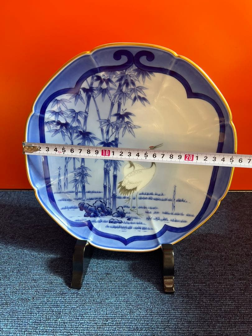 1471  希少　深川製磁　窓絵竹に鶴　八方割飾皿　皿立て付　未使用