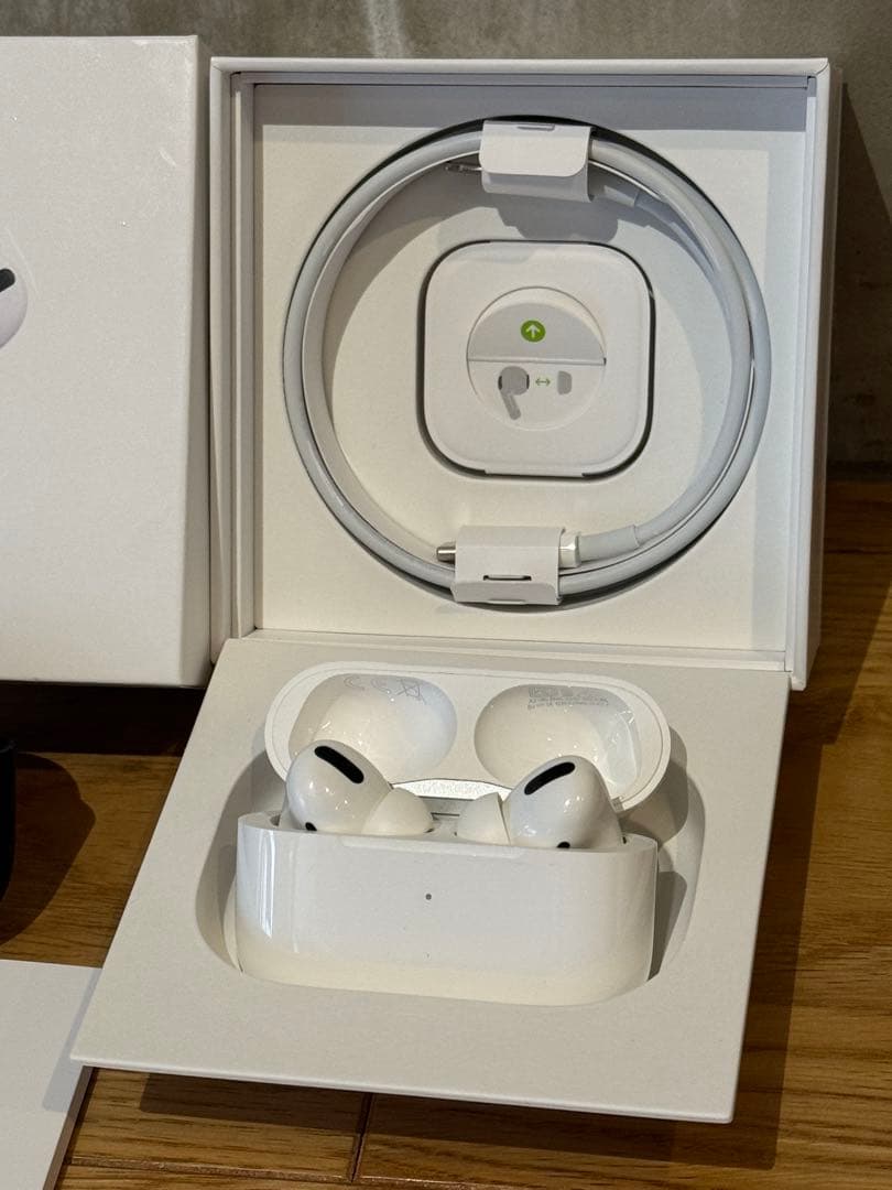 Apple AirPods Pro(第1世代) 付属品あり