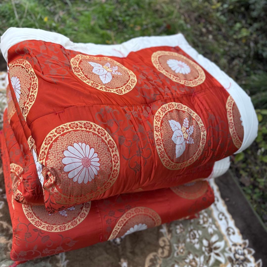 2114様感謝‼️布団恋しい寒の入FUTON蔵出掛布団赤❌赤2枚メイドインジャパン