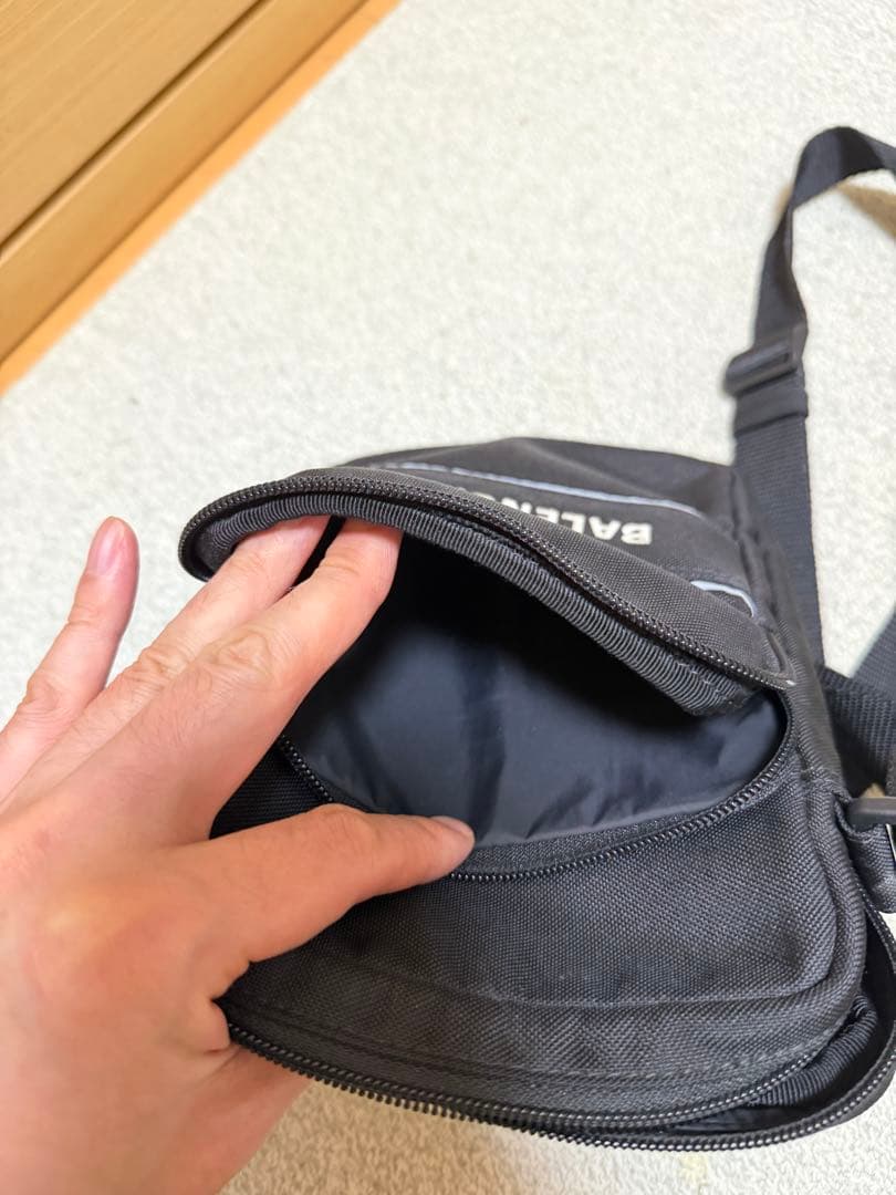 BALENCIAGA ショルダーバッグ 黒