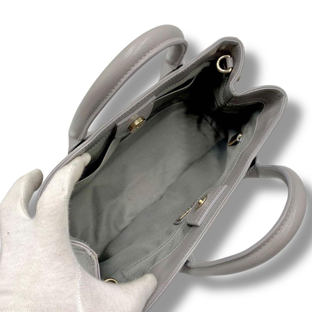 極美品✨フルラ リンダ 2way ハンドバッグ ショルダー レザー グレー
