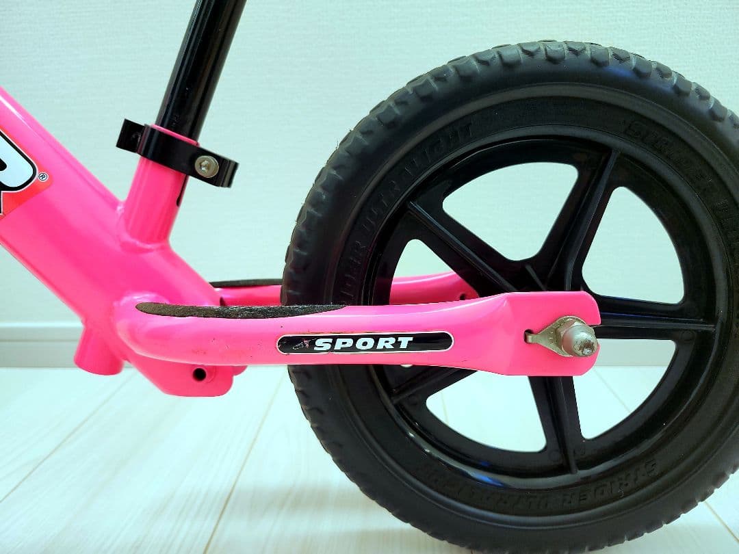 【美品】ストライダー STRIDER スポーツモデル 12インチ ピンク