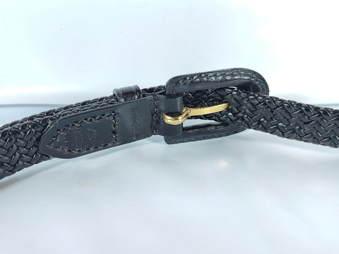 モコ　　　　　　　　　　　　　　　Brooks Brothers カナダ製