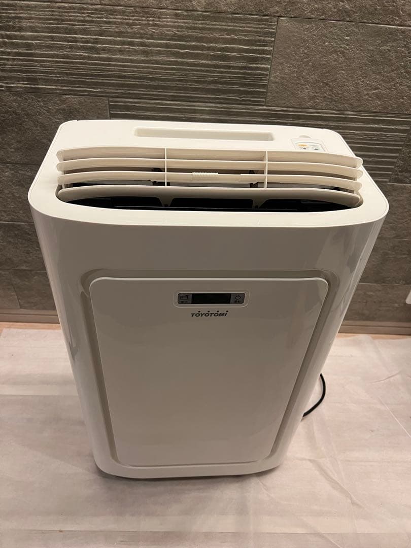 TOYOTOMI トヨトミ スポット冷暖エアコン TAD-22MW 2022年製