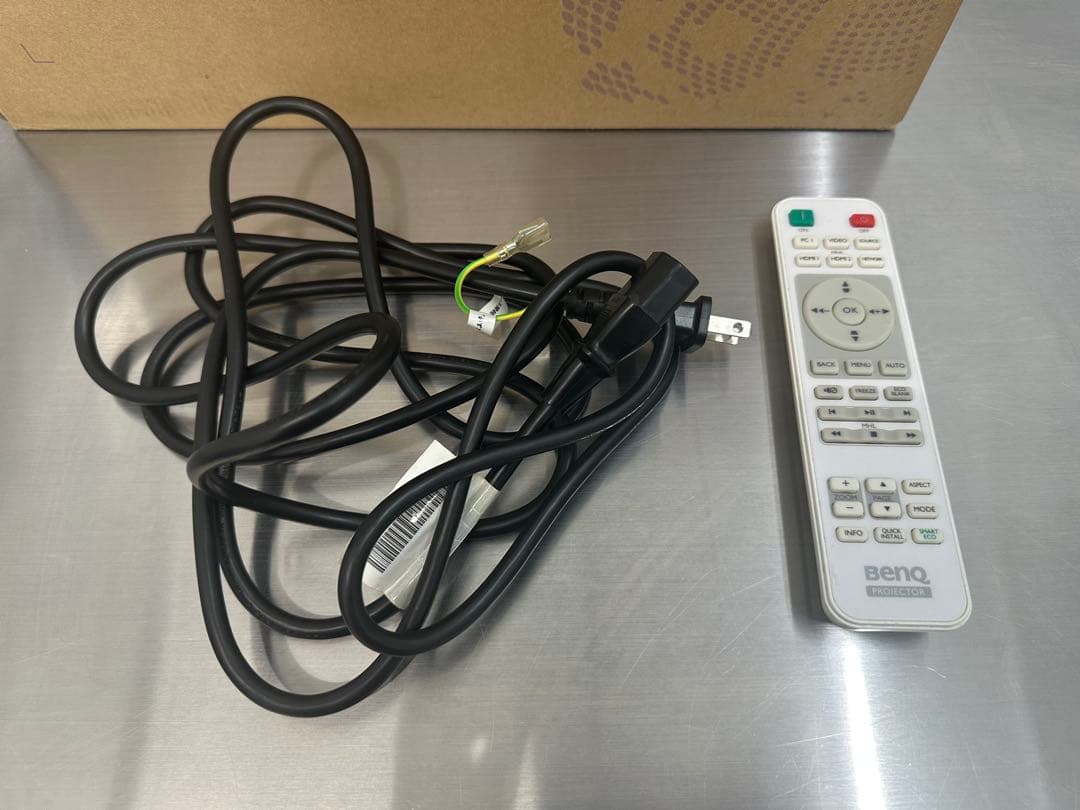 BenQ プロジェクター本体(MW826ST) 短焦点