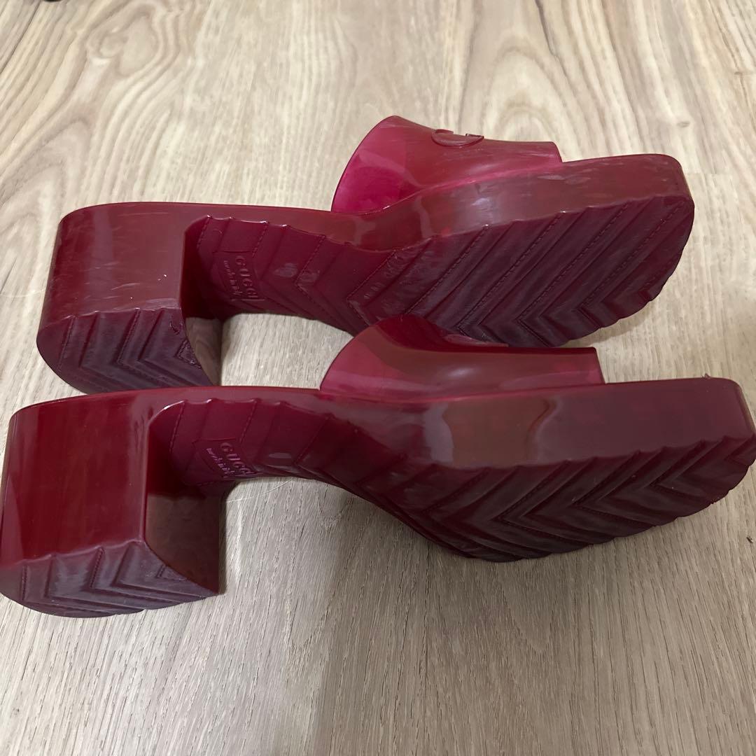 GUCCIラバーサンダル 37 レッド