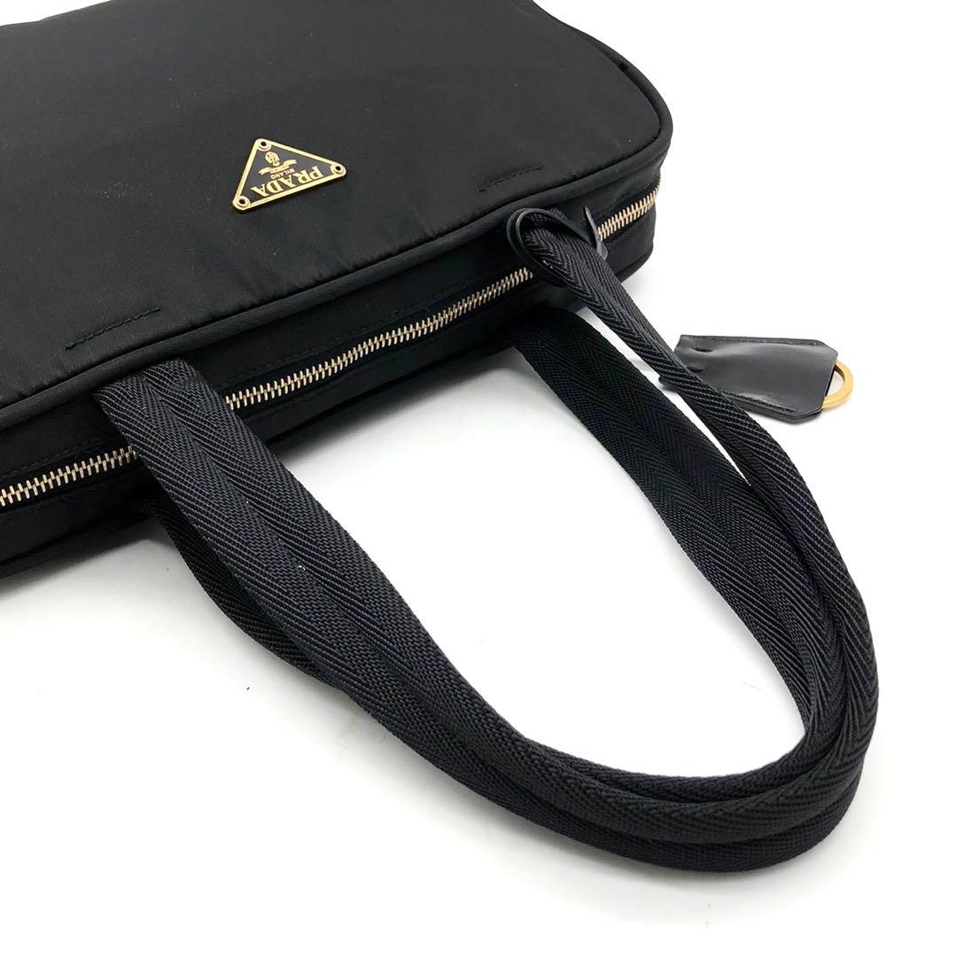 ✨美品・ギャランティ付✨プラダ ハンドバッグ 三角ロゴプレート ナイロン 黒