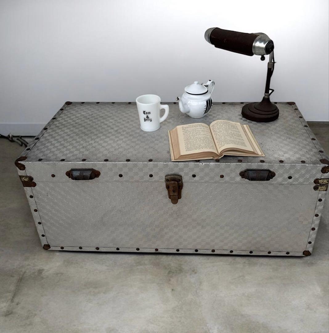 ヴィンテージ　大きな　トランクケース　店舗什器　テーブル