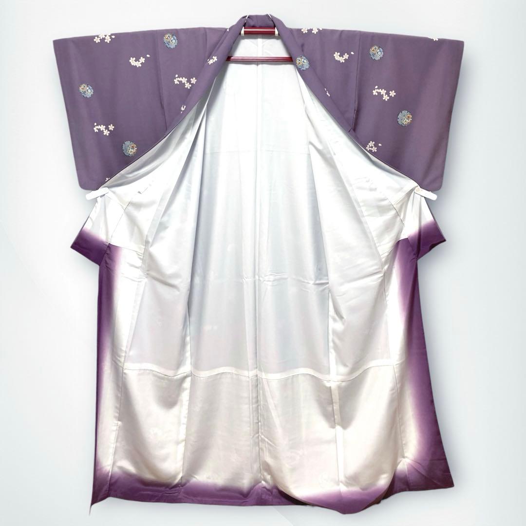 【美品✨】東レシルック　洗える着物　小紋　くすみの紫色　桜　雪輪に狛犬　駒　P5