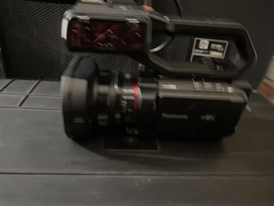 Panasonic 4K ビデオカメラ 本体　X2000