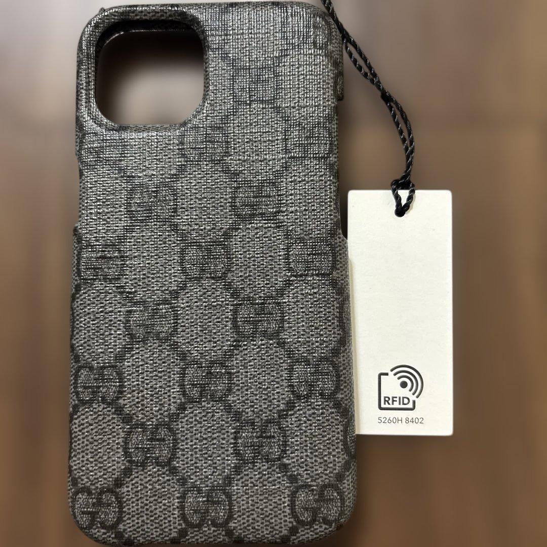 GUCCI GGパターン iPhoneケース15