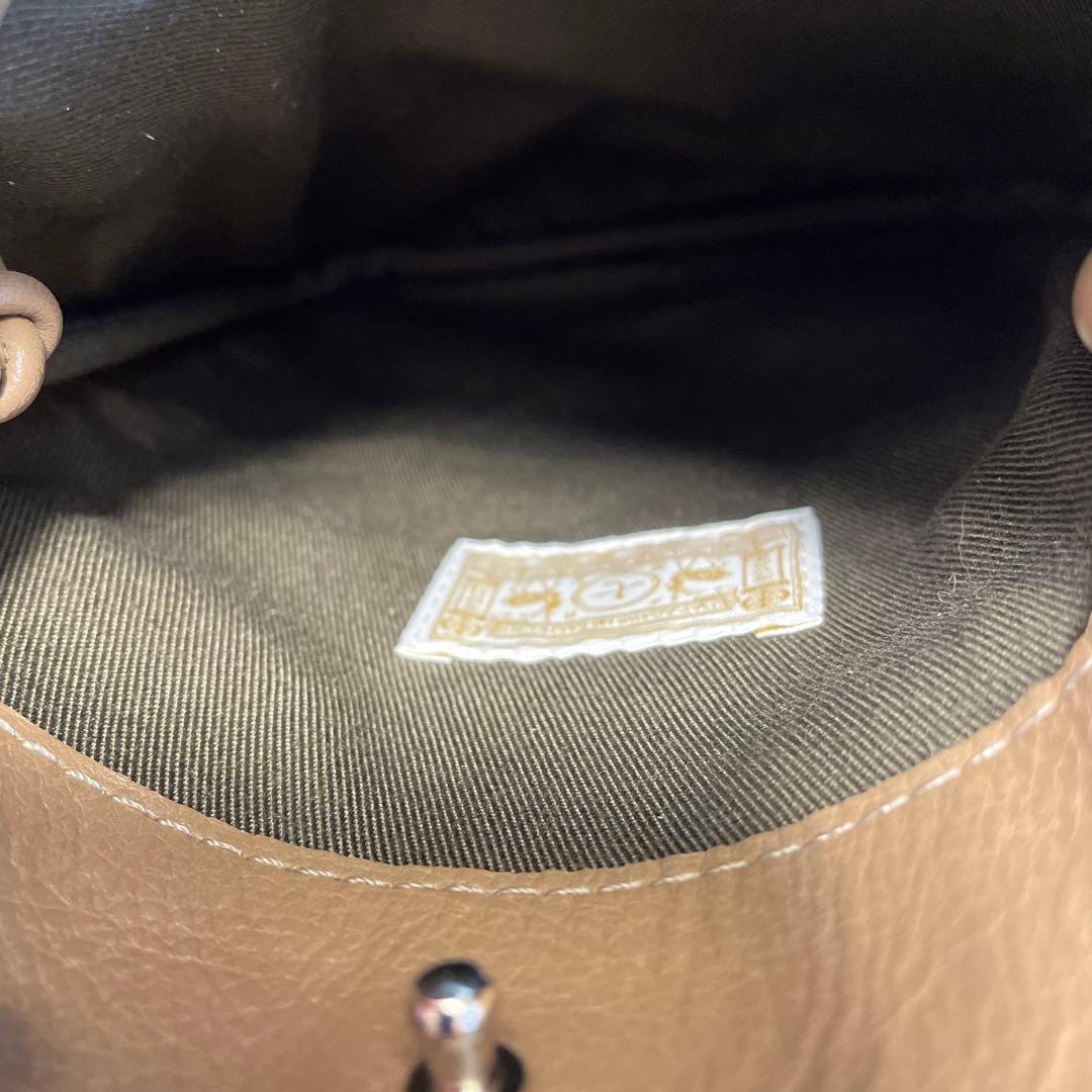 ⭐︎美品⭐︎ 国産牛革のポシェット　灰茶色