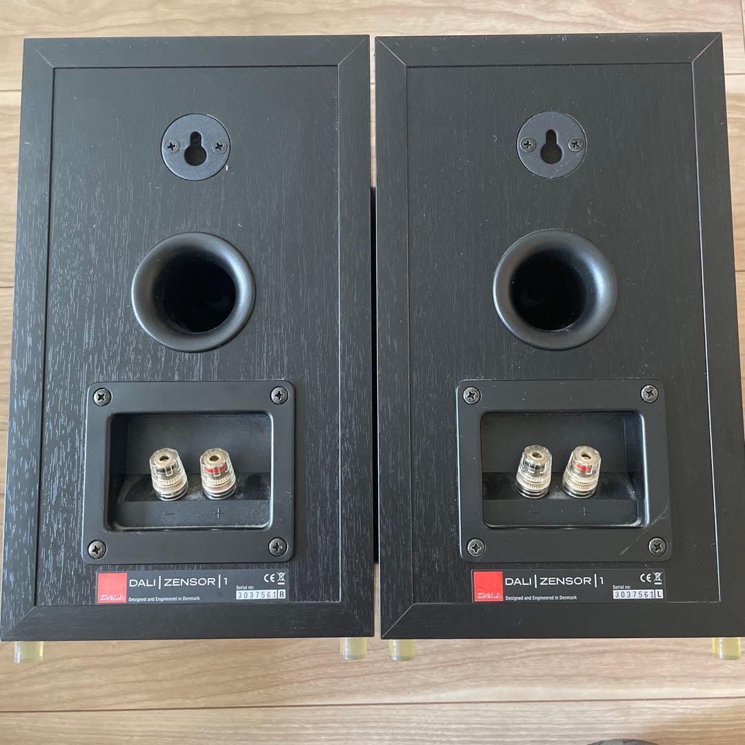 美品　DALI ZENSOR 1 ブラック ブックシェルフ スピーカー　仕様書付