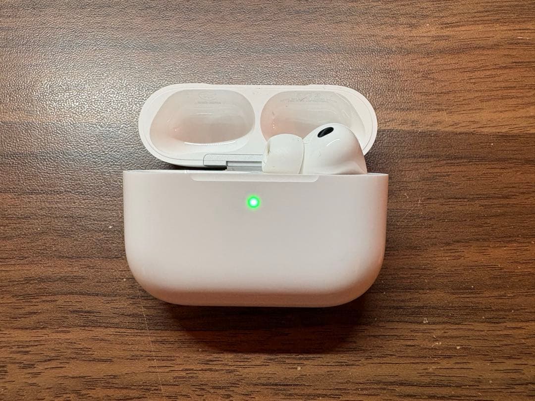 AirPods Pro3 ホワイト 右耳➕充電ケース付き