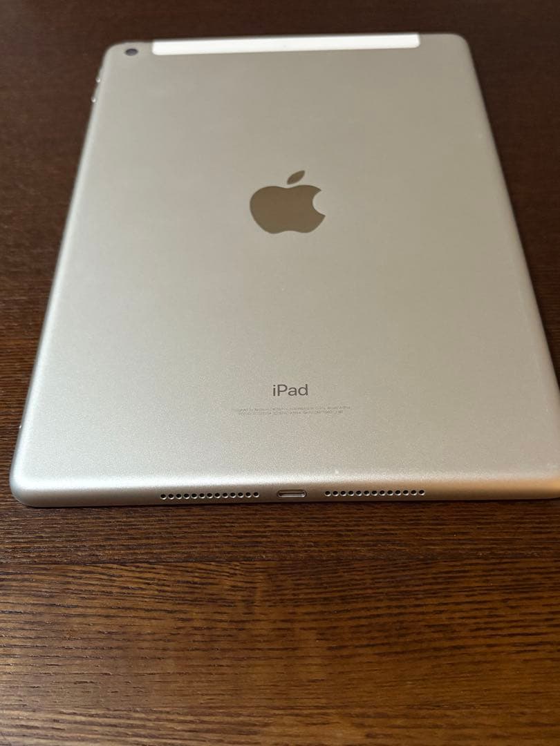 【美品】iPad 第6世代　SIMフリー　32G