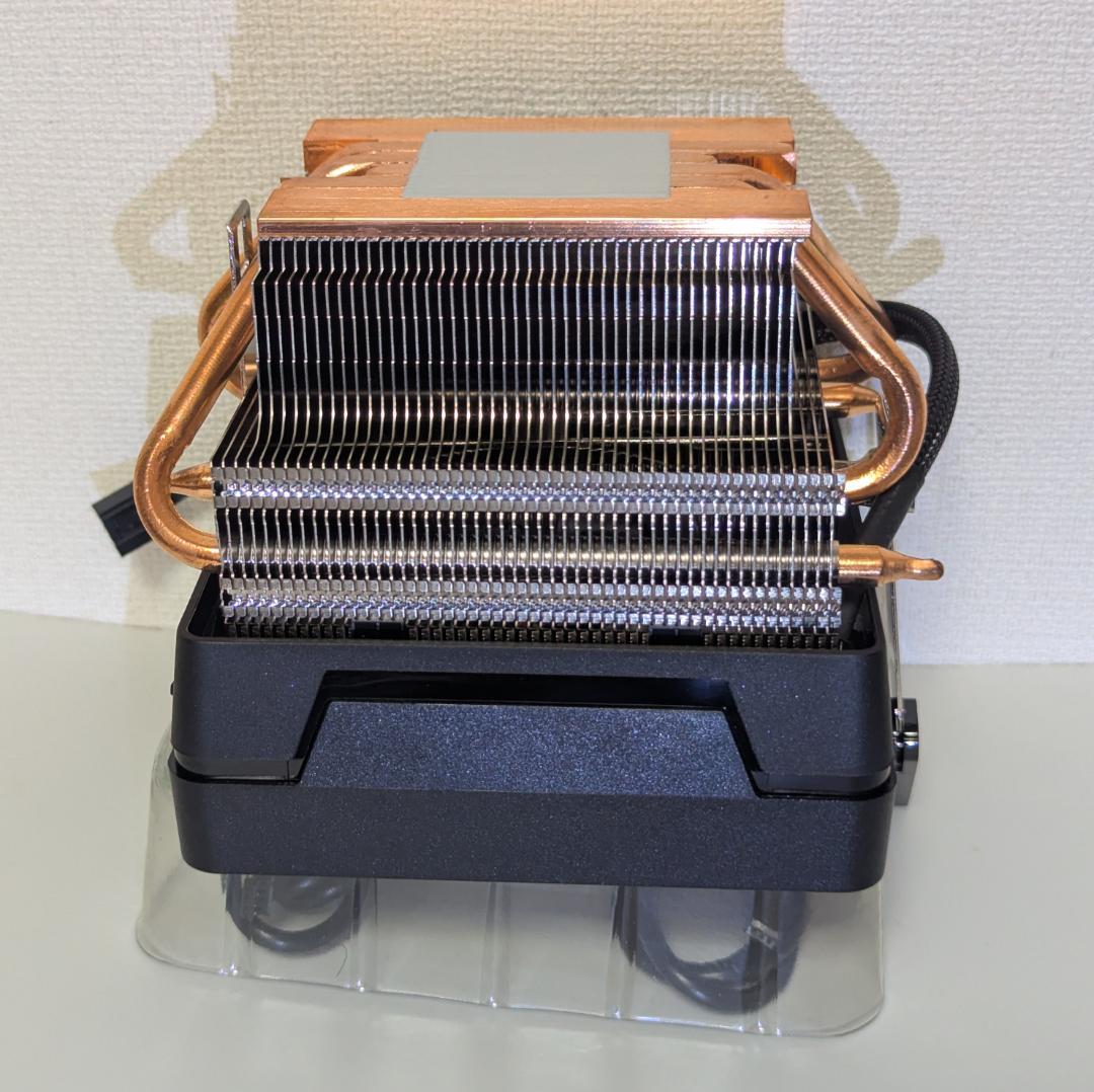 AMD Ryzen 7 3700X Wraith Prism RGBクーラー付き