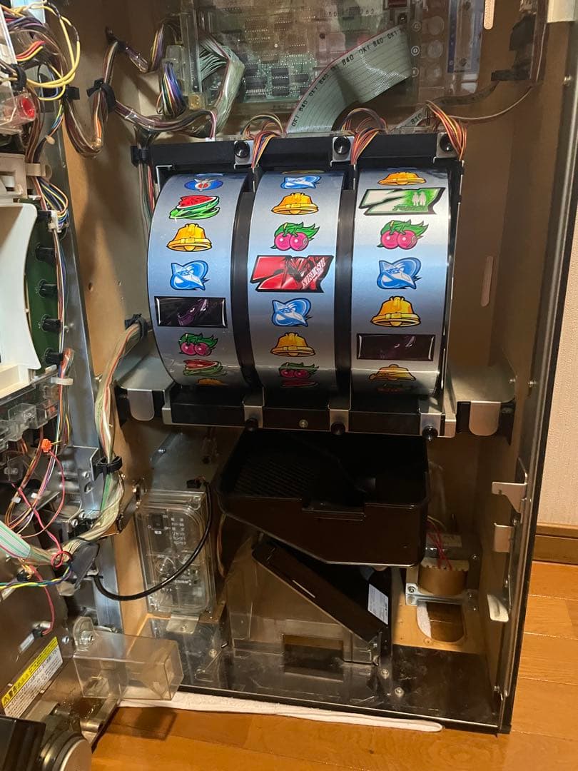 パチスロ　実機　初代　エウレカセブン　送料込み　引き取り可能　5000円引き