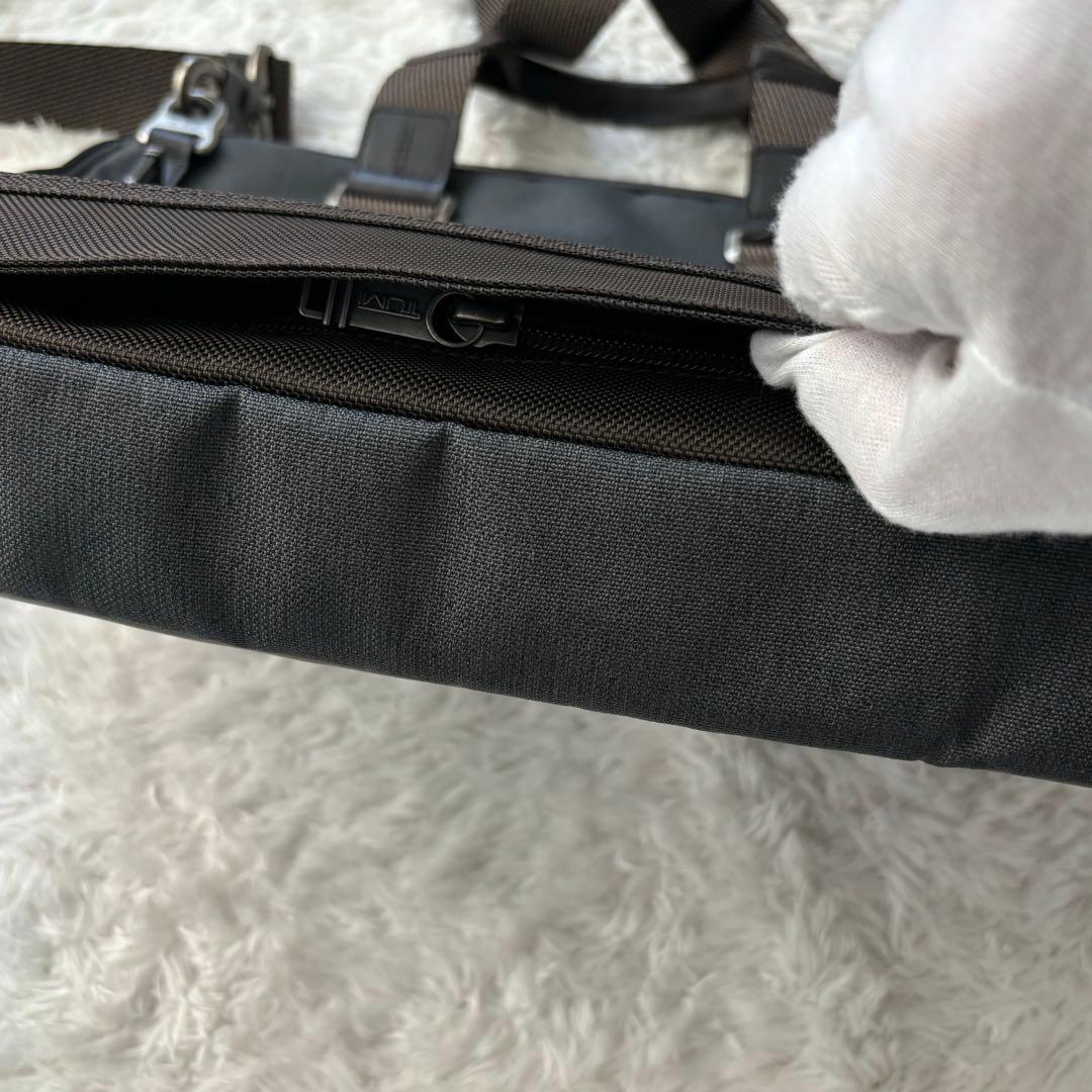 新品同様✨TUMI アンドリュース スリム ブリーフケース 222390AT2