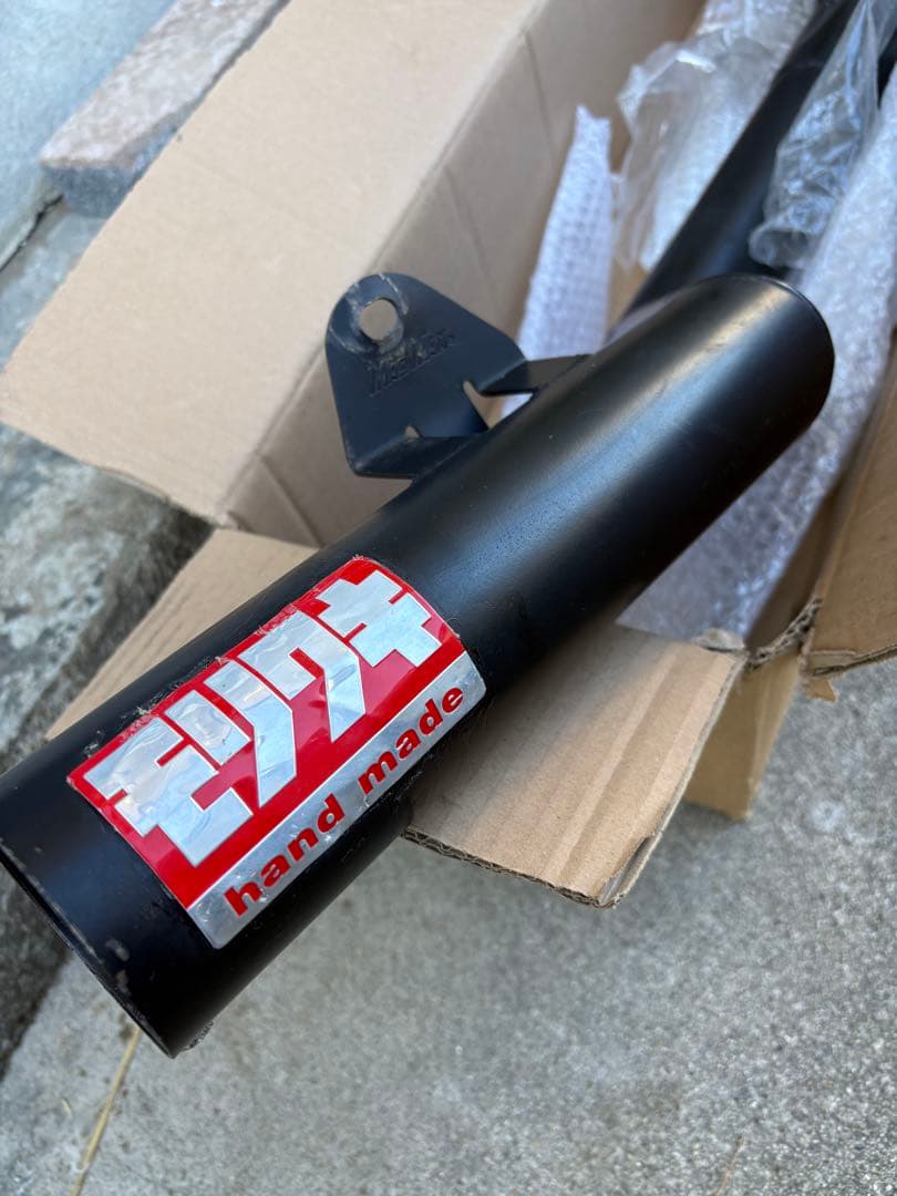 マットマックスマフラー