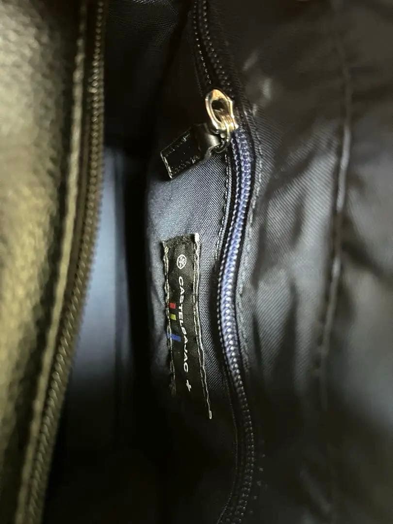 CASTELBAJAC ブラックレザーショルダーバッグ