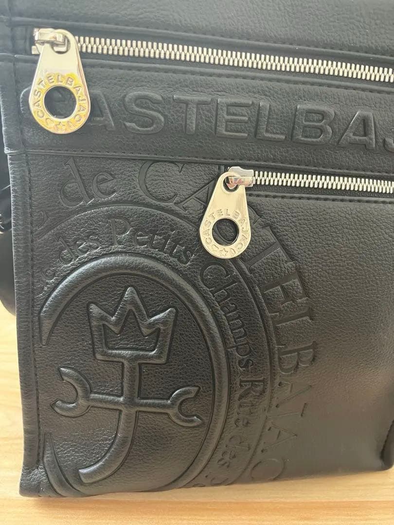 CASTELBAJAC ブラックレザーショルダーバッグ