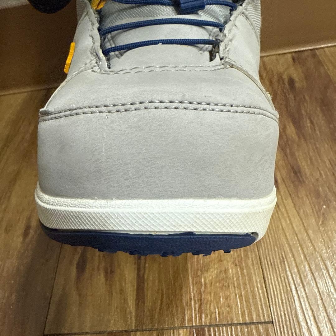 女性用スノーボードブーツ