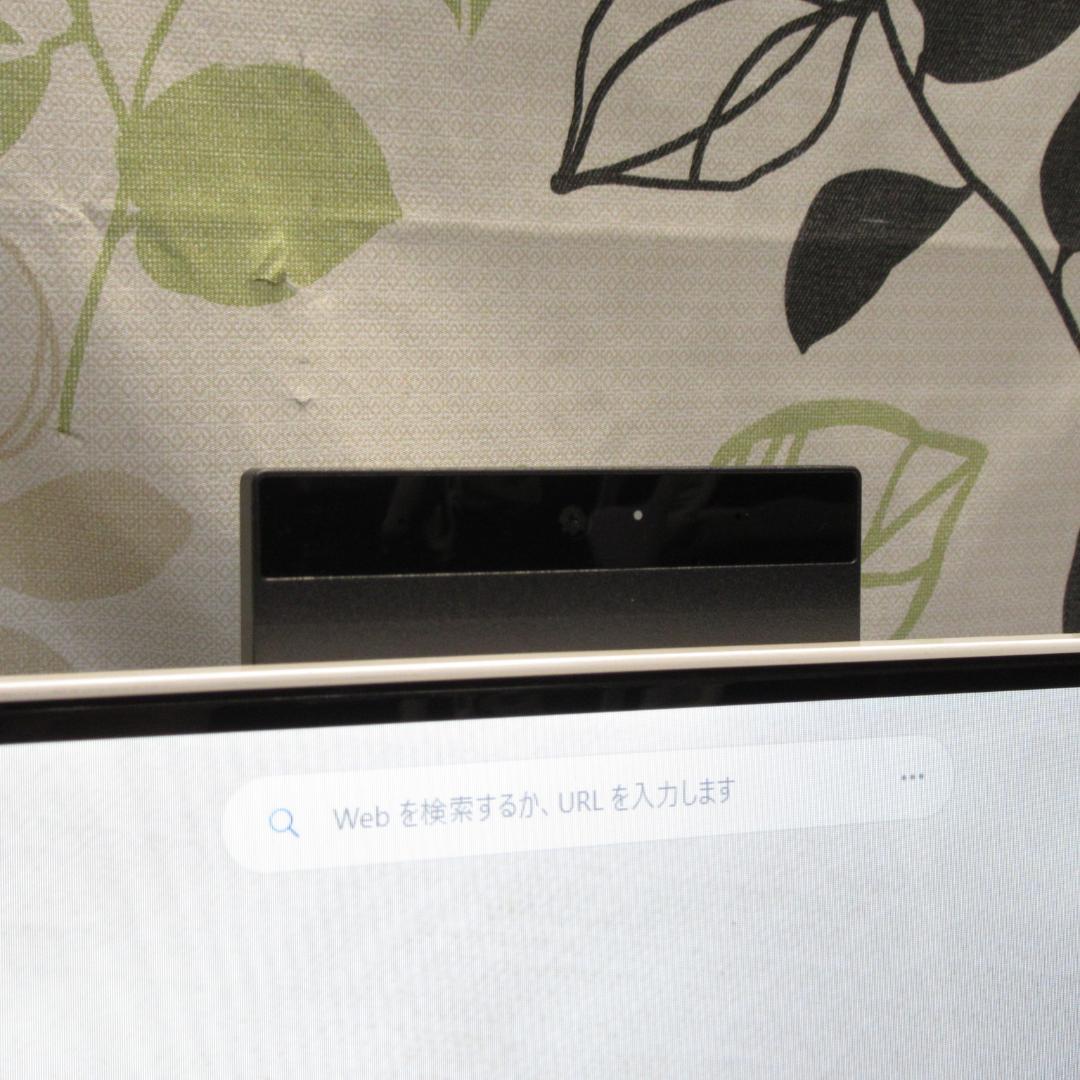 人気の白Win11公式対応8世代i3/メ8G/新品SSD480G/DVD/カメラ