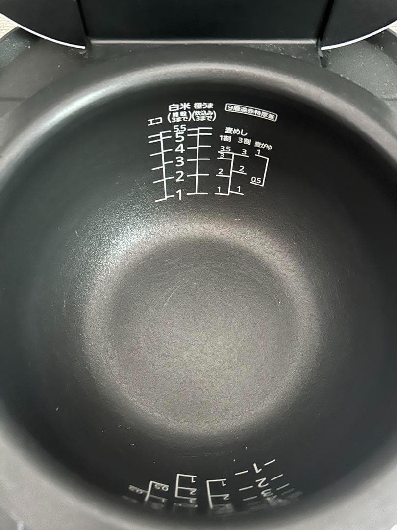 タイガー圧力IH炊飯器　5.5合炊き