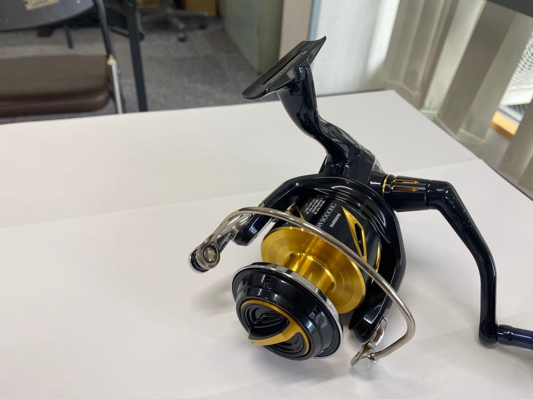 美品！シマノ　19ステラSW8000HGスピニングリール