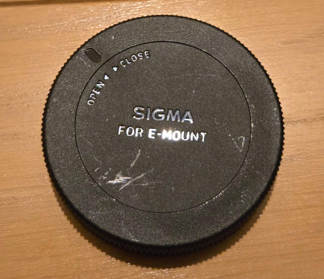 箱付き　SIGMA 30mm F1.4 DC DN Eマウント