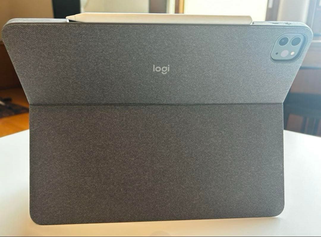 Apple iPad pro 第4世代12.9 (Combo touch付き)