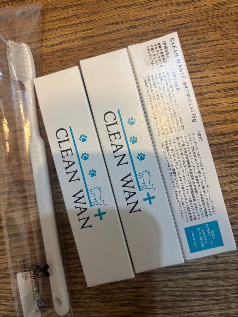 CLEAN WAN 犬用歯ブラシ１本　 歯磨き粉3本入り