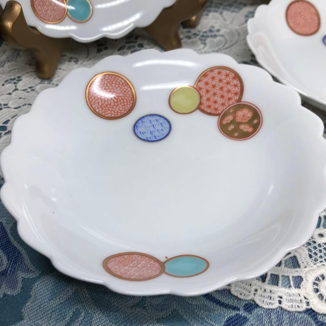 深川製磁　赤絵丸紋　銘々皿　5枚1セット(木箱入り)　＆　丸鉢　１客　ひなまつり