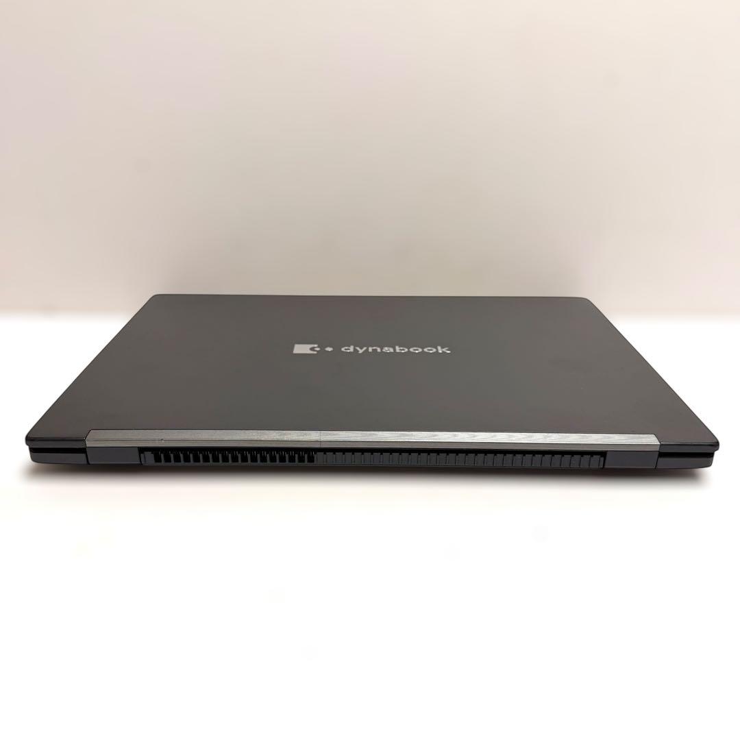 美品 バッテリー消耗少！東芝 dynabook G83/KW 2023年製