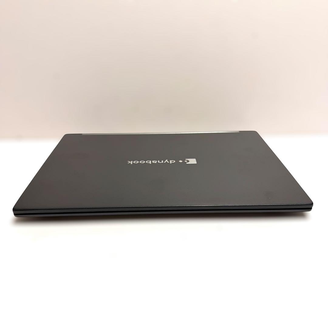 美品 バッテリー消耗少！東芝 dynabook G83/KW 2023年製