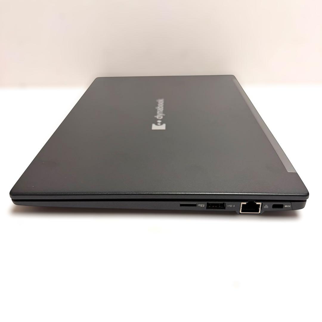 美品 バッテリー消耗少！東芝 dynabook G83/KW 2023年製