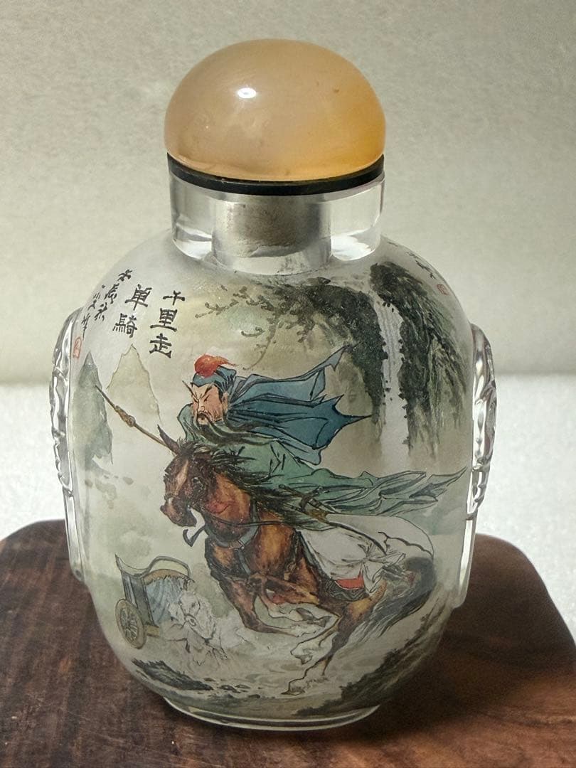 ガラス製スナップボトル 馬に乗った武士の絵