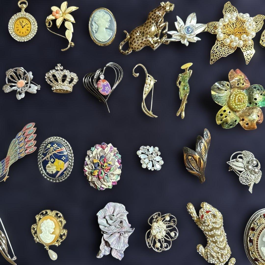 【vintage】ブローチ　まとめ売り　大量　110点以上
