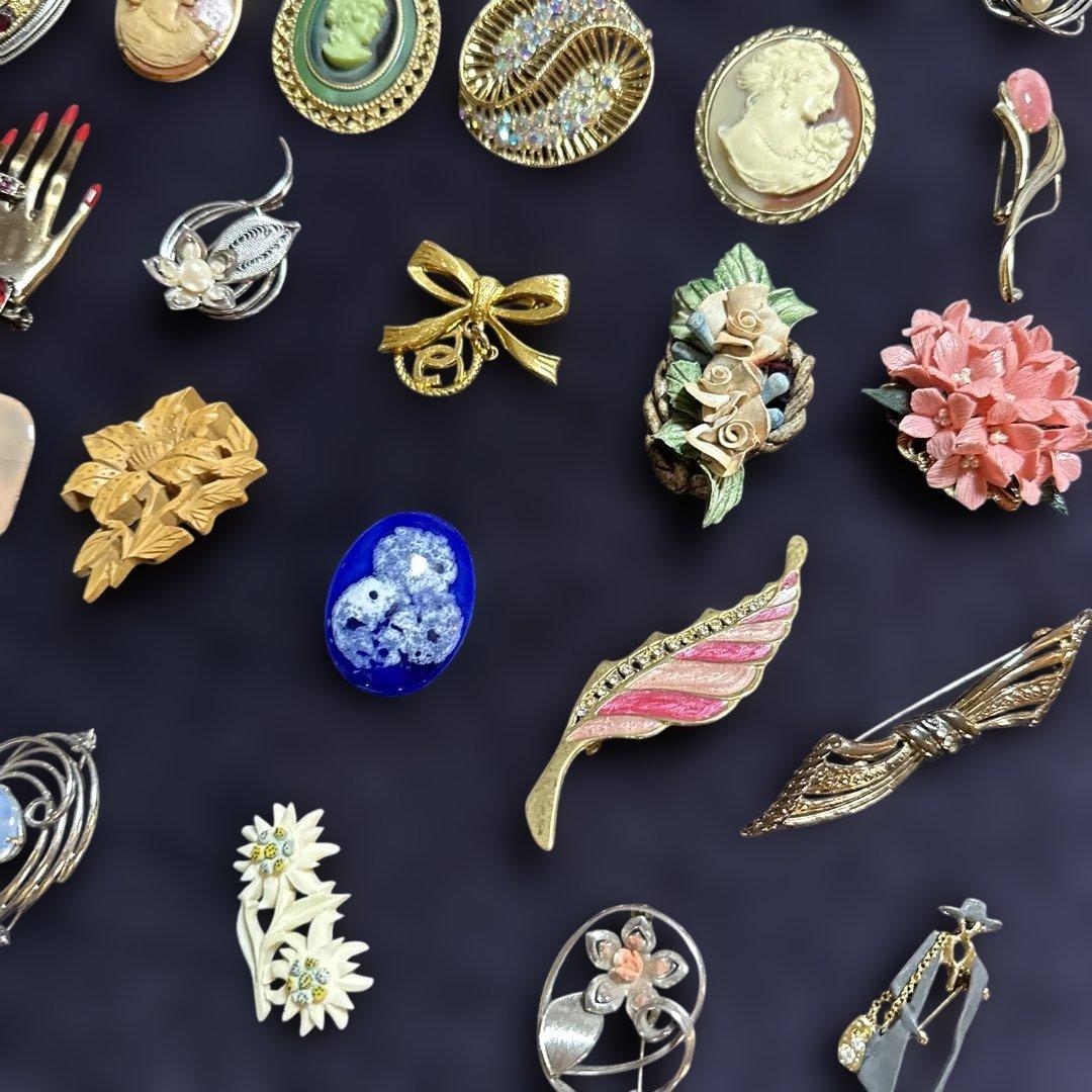 【vintage】ブローチ　まとめ売り　大量　110点以上