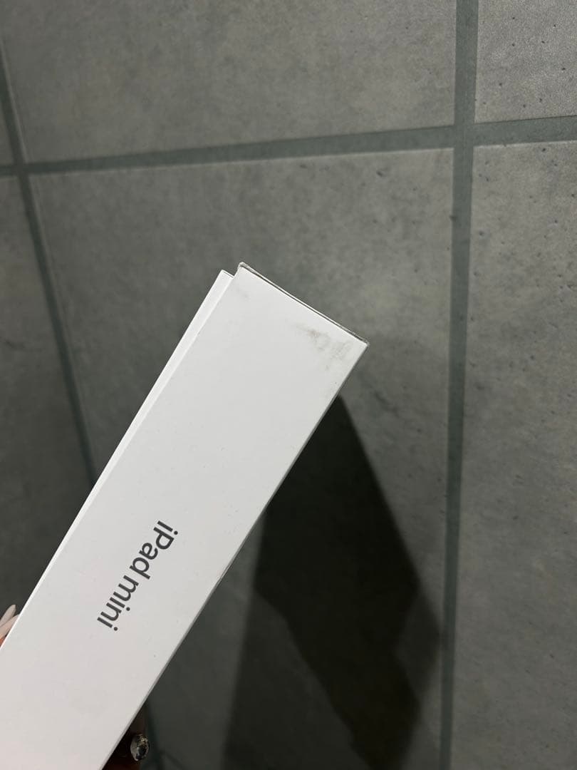 Apple iPad mini (第7世代) 128GB Space Gray