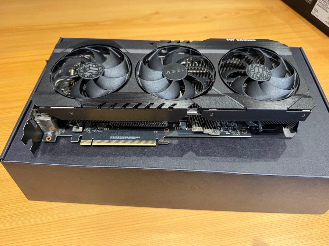 グラフィックボード・グラボ・ビデオカード ASUS TUF Gaming GeForce RTX 3070 Ti