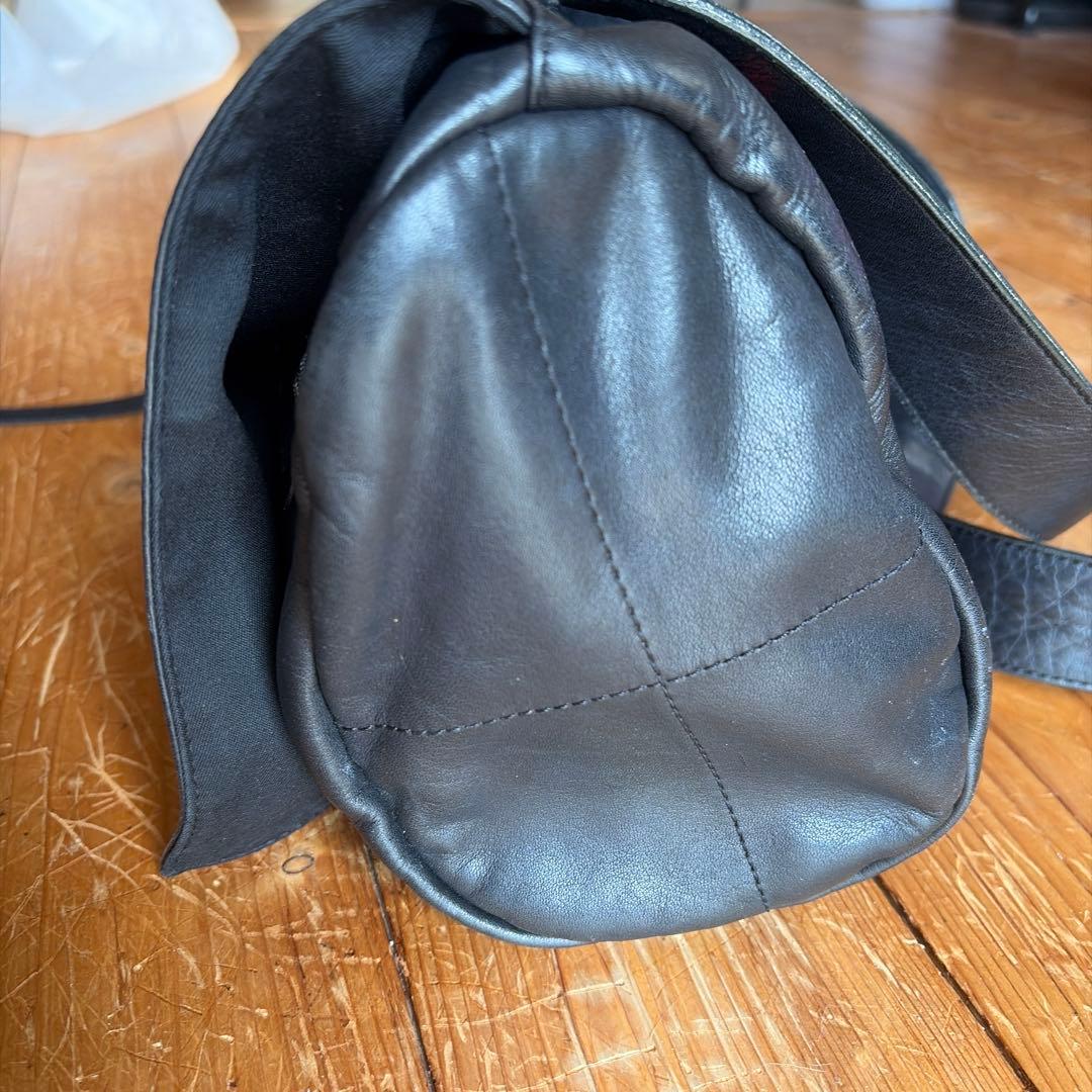 Kawa Kawa カワカワ ボタンバックL