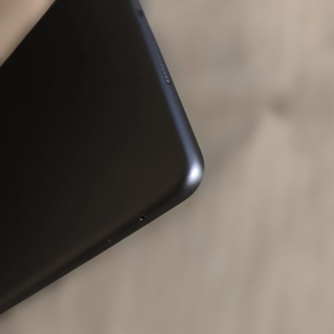 iPad Air第3世代/64GB スペースグレイ MV0D2J/A8 87％