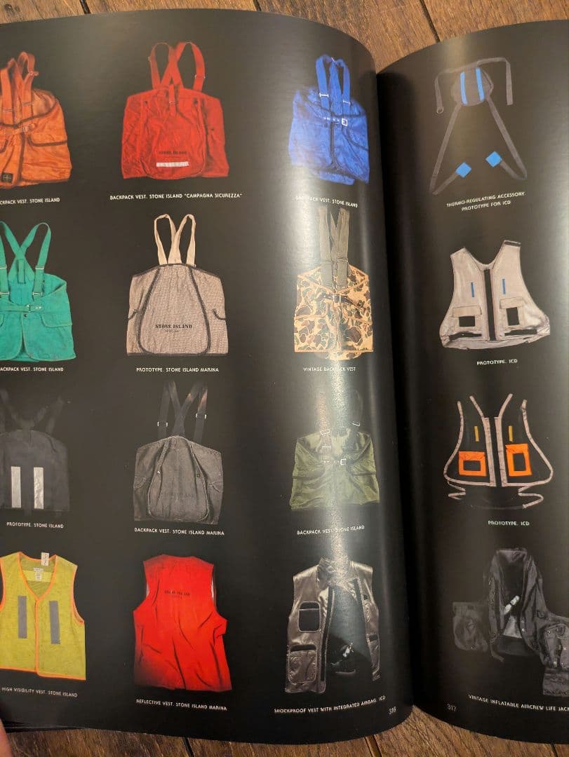 小物 IDEAS FROM MASSIMO OSTI / stone 