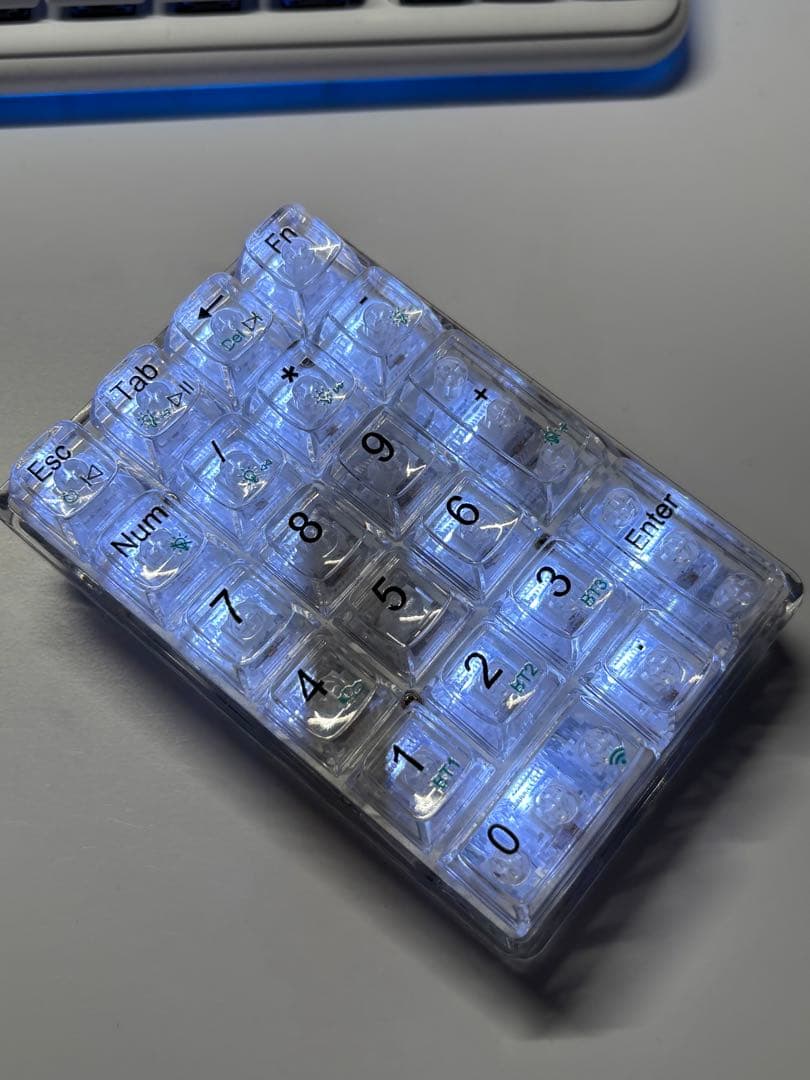 Logicool G735 & AULA アイスクリスタルテンキー